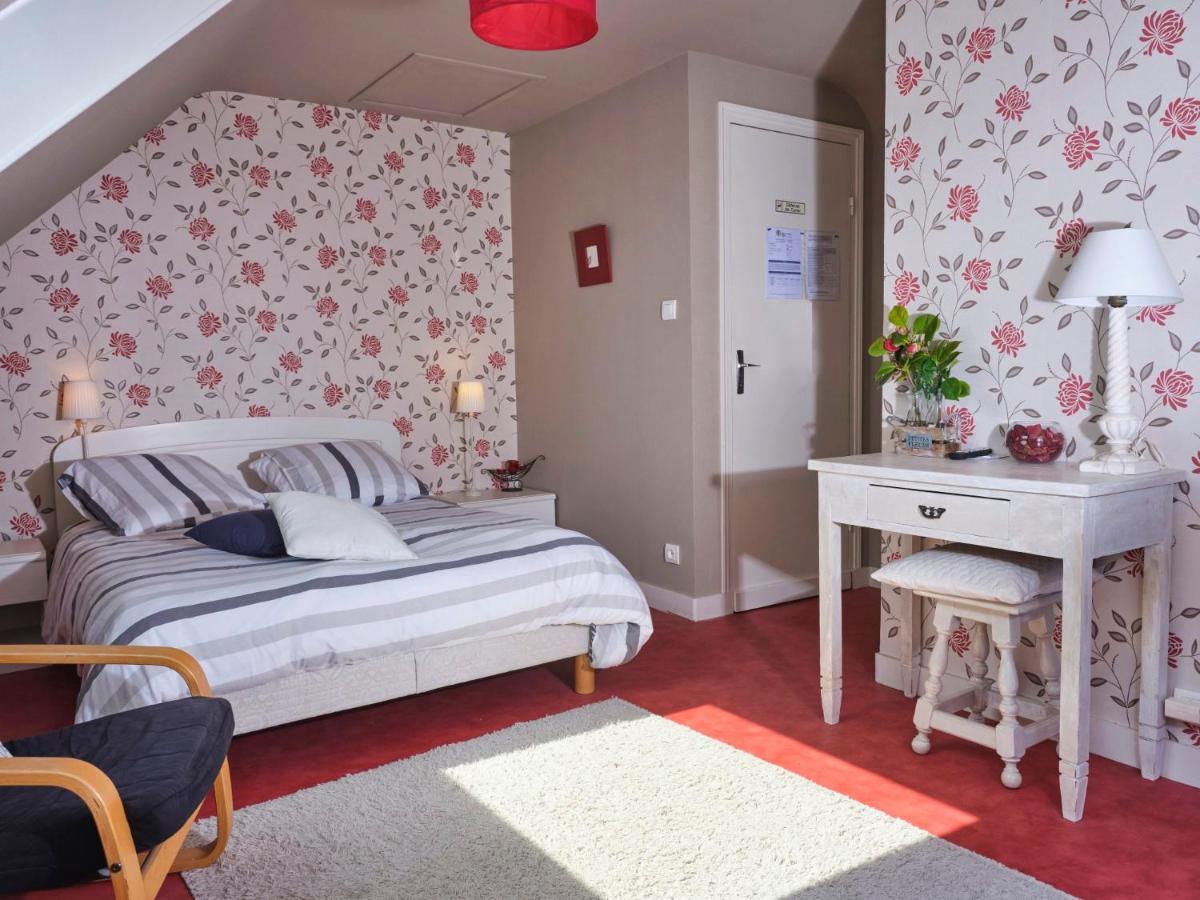 Bed and Breakfast Les Roses Santec Екстер'єр фото