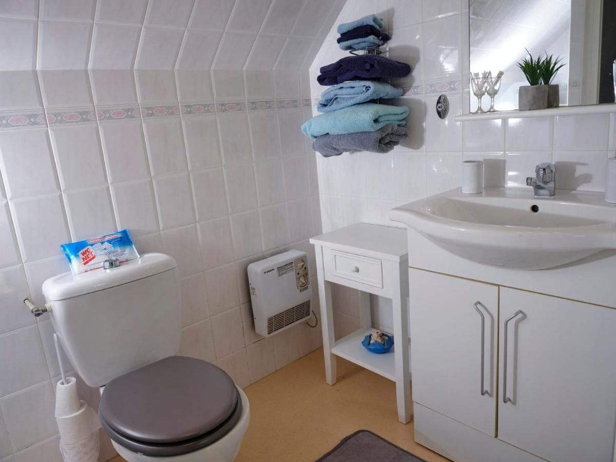 Bed and Breakfast Les Roses Santec Екстер'єр фото